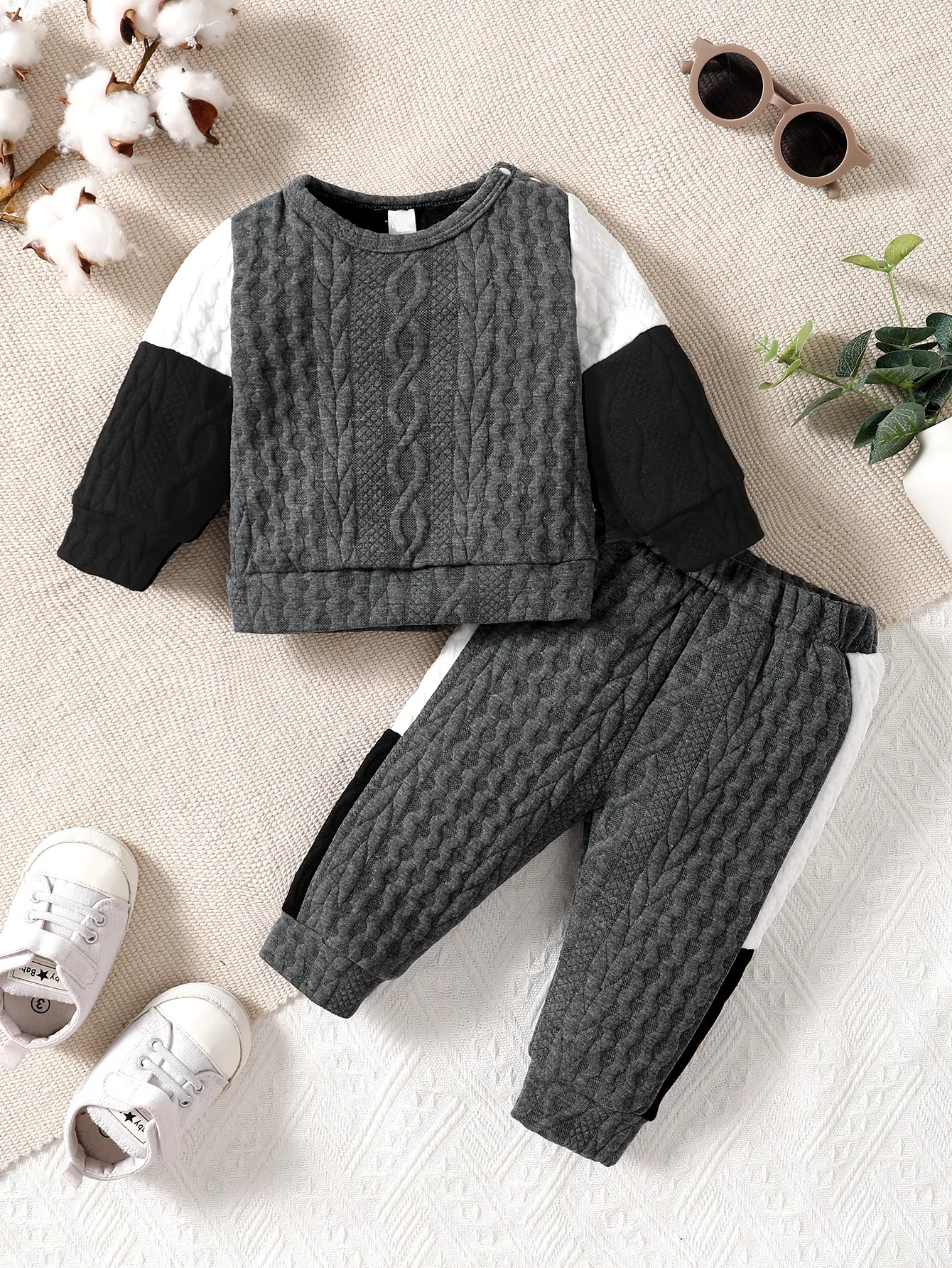 Boys-Winter-Home-Casual-Shoulder-Buckle-Long-Sleeve-Thick-Silk-Cotton-White-Black-Grey-Stitching-Long