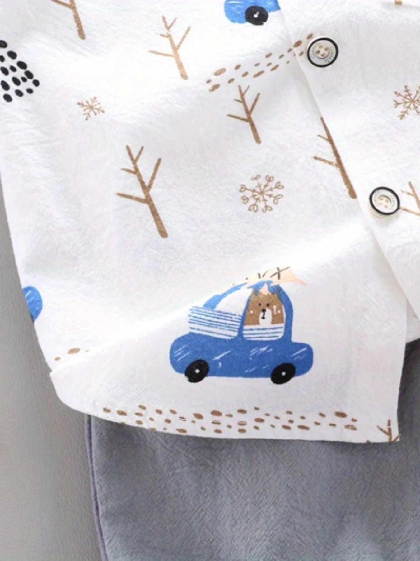 Infant-and-toddler-summer-full-print-bear-driving-pattern-short-sleeved-shorts-set-for-outdoor-standing-5