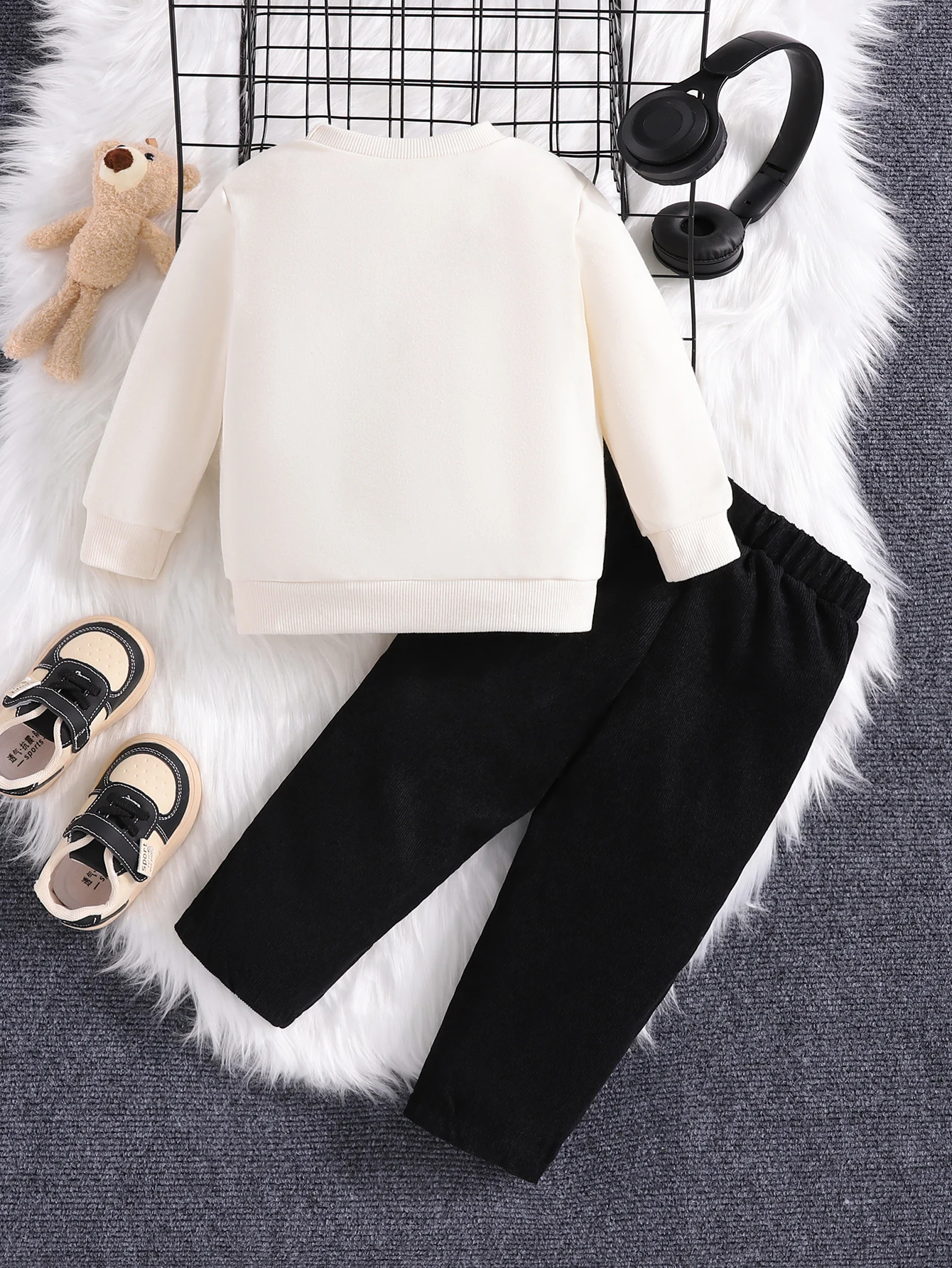 Winter-Warm-Baby-Girl-Clothes-Set-Cartoon-Bear-Long-Sleeve-Top-Pant-Infant-Newborn-2Pcs-Cute-1